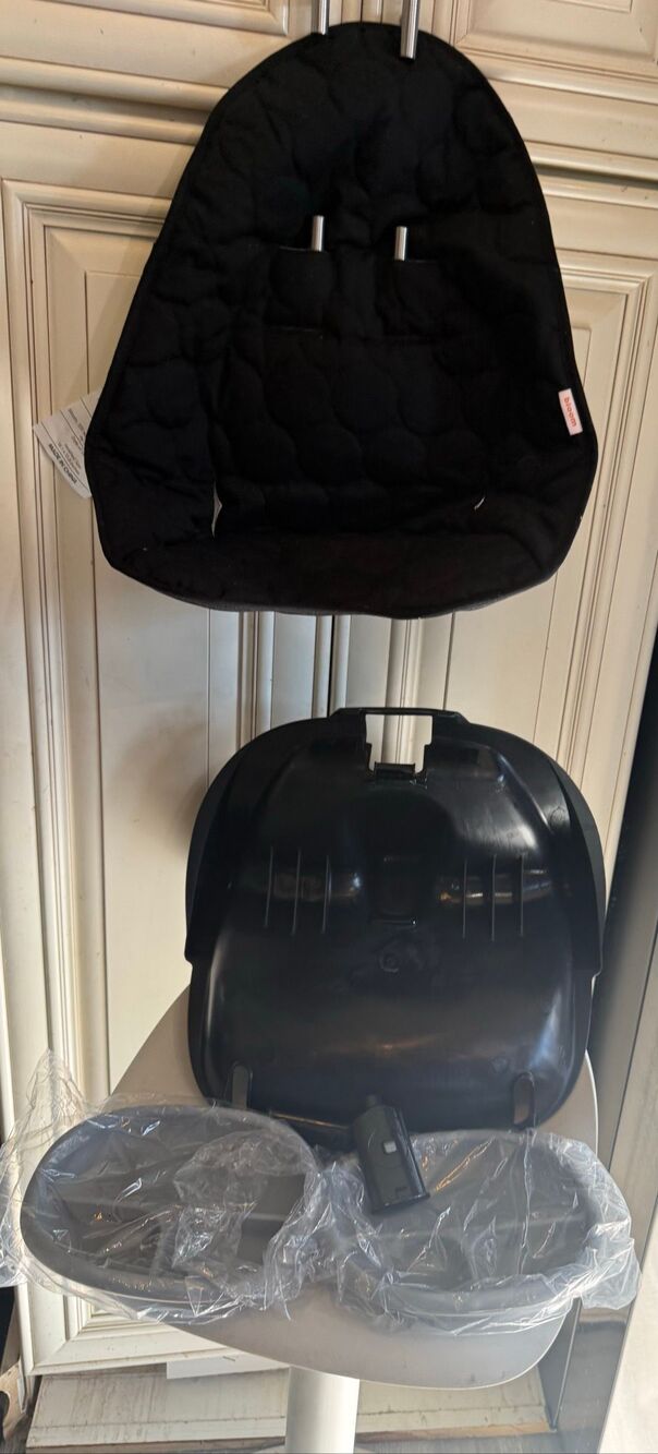 Bloom Fresco Booster Seat & Quilted Seat Cover Highchair Accessories Black NWOT